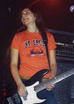 paz lenchantin