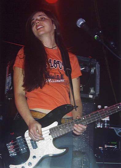 paz lenchantin